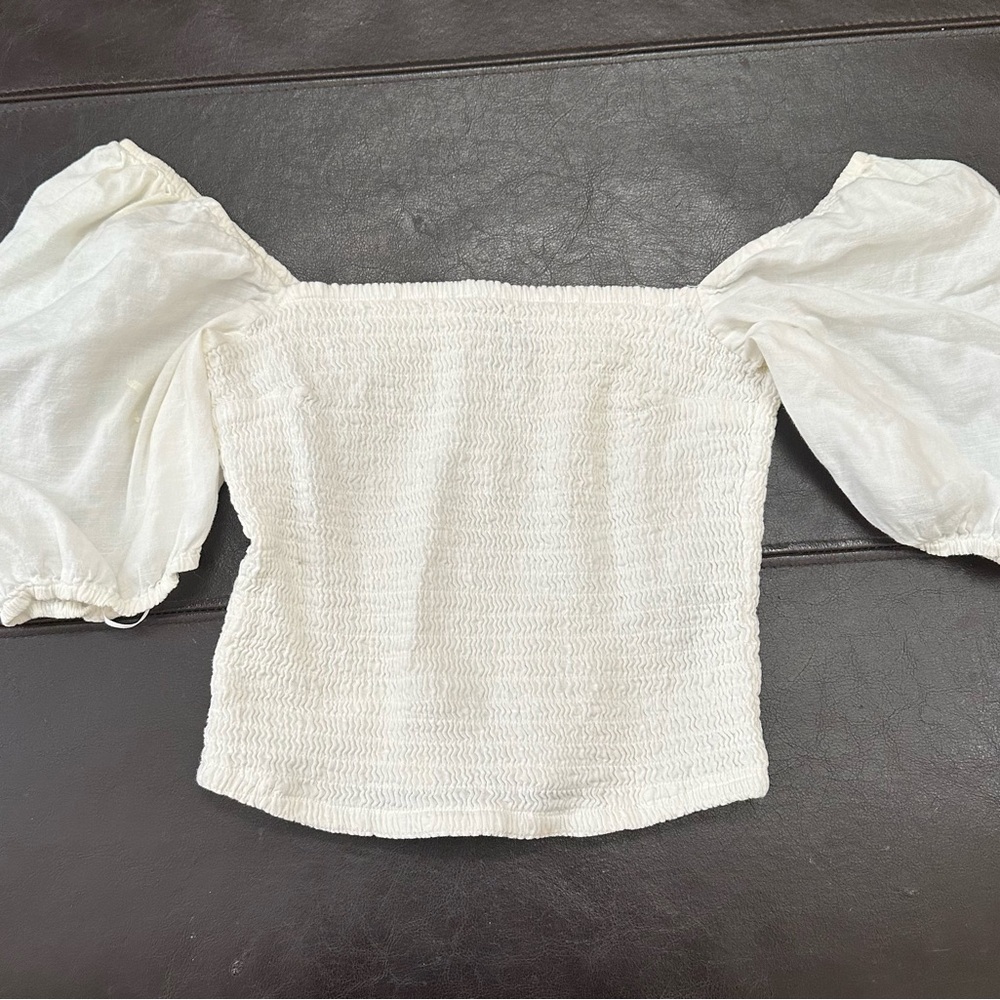 Abercrombie & Fitch White Smocked Blouse